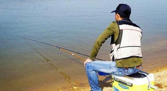 秋末初冬如何钓大鲫鱼