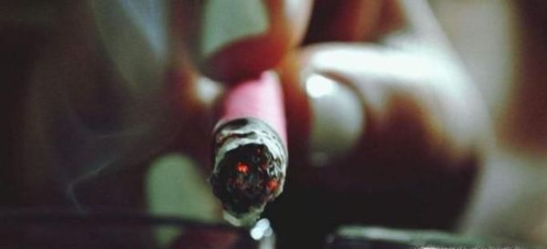 香烟对人有哪些危害