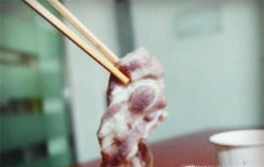 假羊肉卷有哪些特征？如何分辨真假羊肉卷？