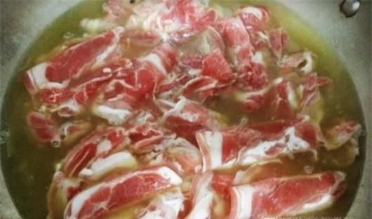 假羊肉卷有哪些特征？如何分辨真假羊肉卷？