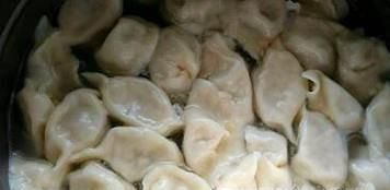 冷冻饺子是冷水下锅煮好？还是热水煮好？