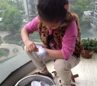 如何洗鞋子方便