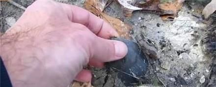 怎样在山上捡奇石