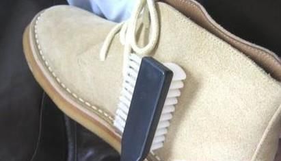 翻毛皮鞋的打理方法