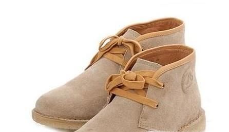 翻毛皮鞋的打理方法