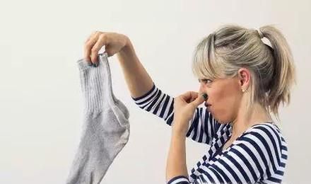 怎么才能让鞋子穿着不臭？