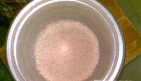 电压力锅怎么煮饭?