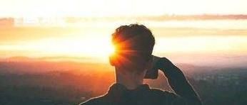 如何树立正确的三观?