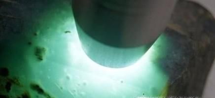 翡翠是如何形成的