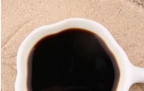 如何去除茶杯上的茶垢?