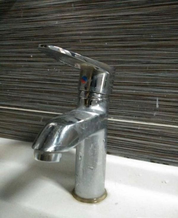 水龙头怎么拆卸