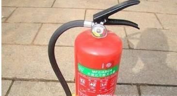 怎样使用ABC干粉灭火器