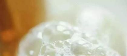 前挡玻璃内侧怎么擦才干净