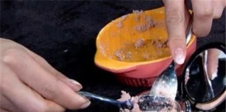 粉饼摔碎了,如何恢复如初?(详细步骤)