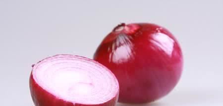 洋葱不能和什么一起吃？