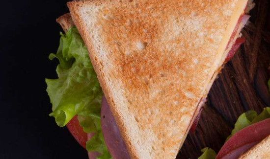 多士炉烤面包机怎么用