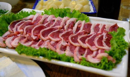 羊肉可以和西瓜一起吃吗