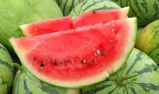 羊肉可以和西瓜一起吃吗