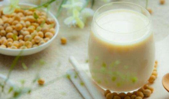 葡萄和豆浆能一块儿吃吗