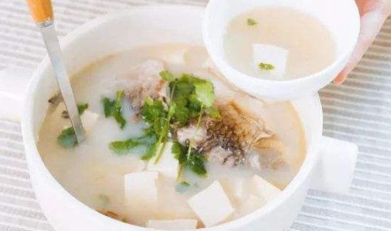 鱼汤放冰箱第二天能喝吗