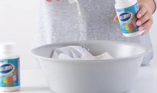 白色棉t恤发黄怎么洗怎样才能洗白