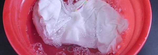 白色棉t恤发黄怎么洗怎样才能洗白