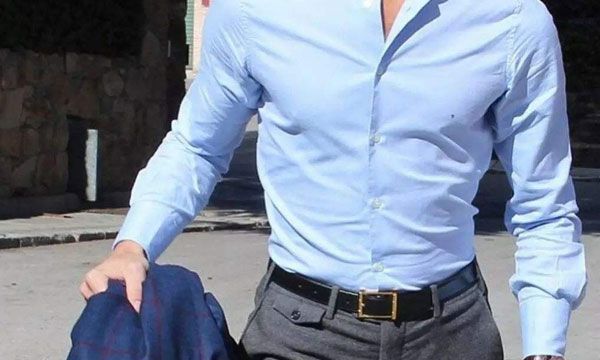 男士穿衬衫的注意事项