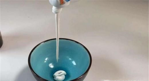 银镯子等变黑了怎么清洗