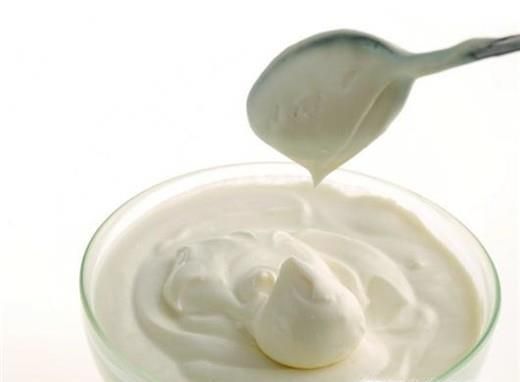 怎么去除衣服上的铁锈？