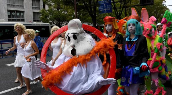 万圣节到了，日本人也躁起来了，妆容吓死个人