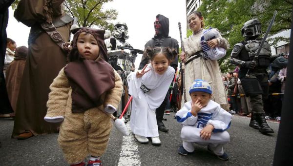 万圣节到了，日本人也躁起来了，妆容吓死个人