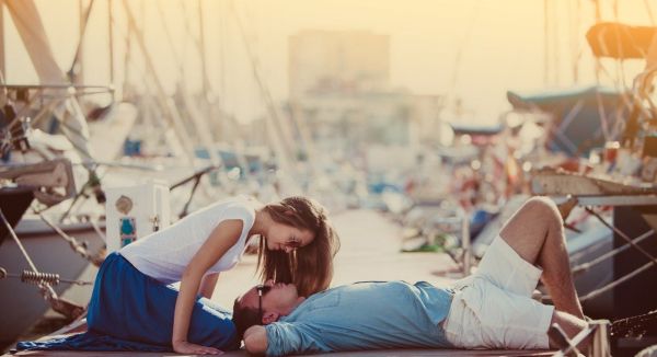 拍拖是什么意思？