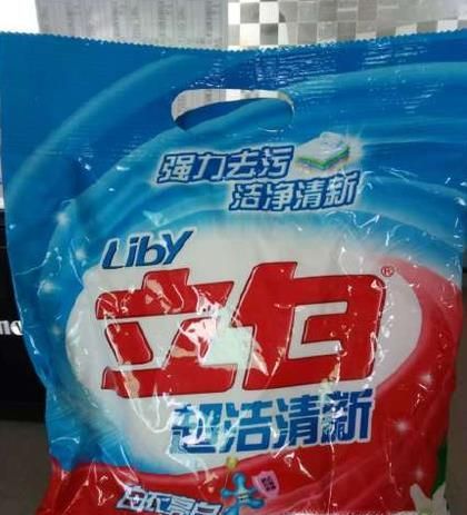 家里有黑色小飞虫怎么办,花盆有小飞虫怎么办