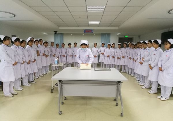 高护和护士有什么区别？