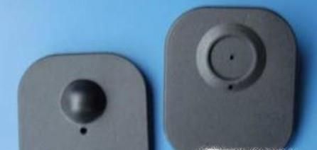 教你如何迅速的取下衣服上的磁力扣