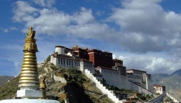 人民币上的图案都是哪里的风景呢？