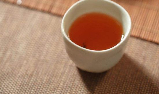 黄桃不能和什么一起吃?