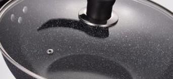 新买的不粘锅第一次使用怎么处理