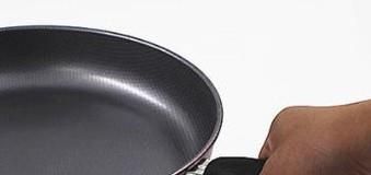 新买的不粘锅第一次使用怎么处理