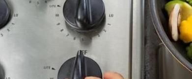 燃气灶打不着火了怎么办？