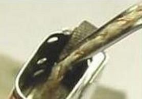 zippo怎么换火石?