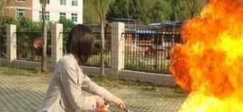 灭火器的正确使用方法