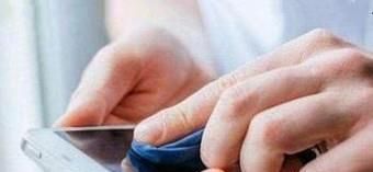 怎么把手机钢化膜撕下来？