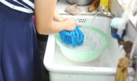 芒果水滴在衣服上怎么洗