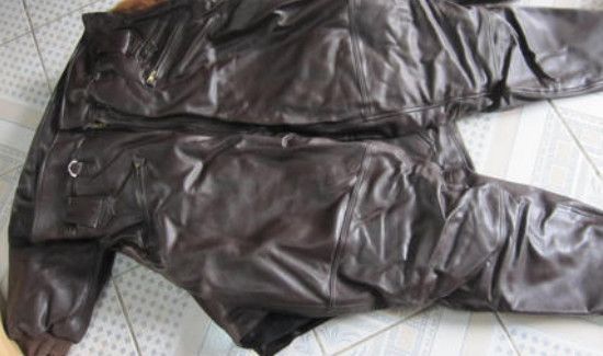 皮衣发霉在家怎么清洗