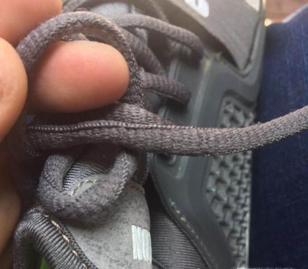 最简单的蝴蝶结鞋带系法