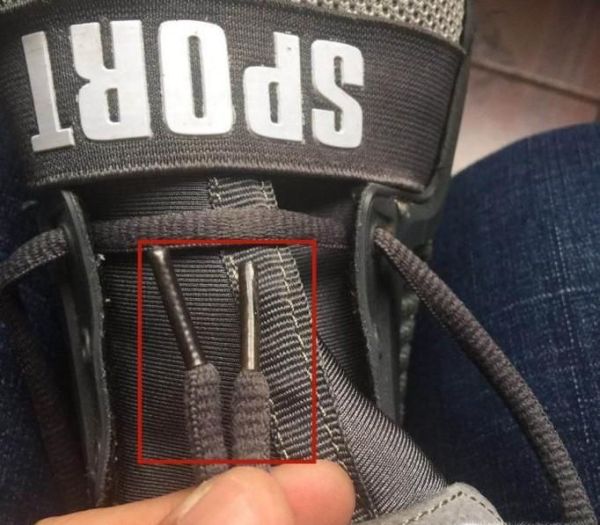 最简单的蝴蝶结鞋带系法