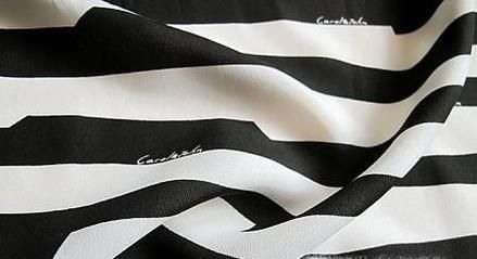 什么是聚酯纤维？如何辨别聚酯纤维面料？