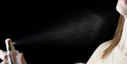 怎样喷香水,喷香水的小妙招