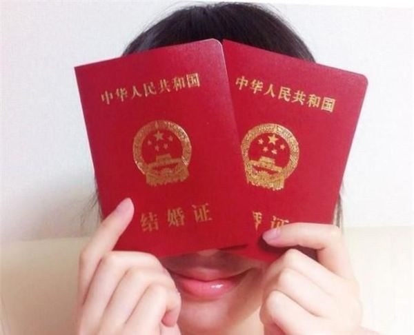 拍摄结婚证照片的注意事项